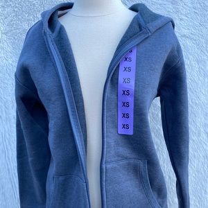Danskin Hoodie Jacket in size XS - NEW - with front pockets hoodie style